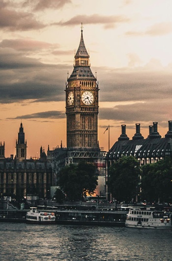 Spain Talks, Londres