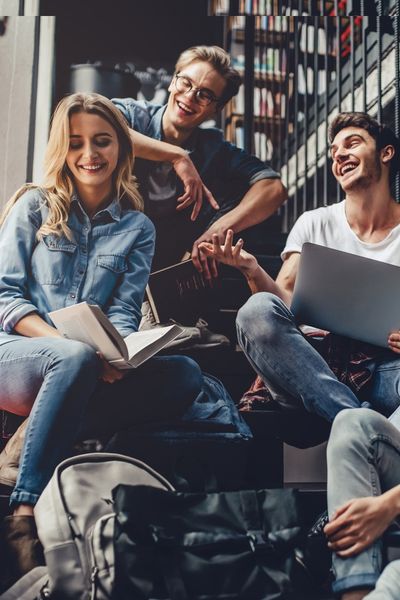 Estudiantes Estudiantes