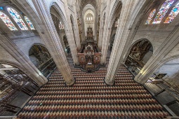 A Catedral de Segóvia, uma referência ao gótico tardio, articula a visita espiritual ao centro histórico © Turismo de Segóvia | turismodesegovia.com A Catedral de Segóvia, uma referência ao gótico tardio, articula a visita espiritual ao centro histórico © Turismo de Segóvia | turismodesegovia.com