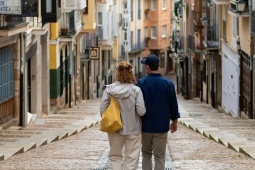 Campaña Think You Know Spain? Think Again Campaña Think You Know Spain? Think Again